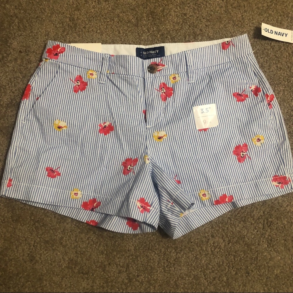 Stripped floral shorts